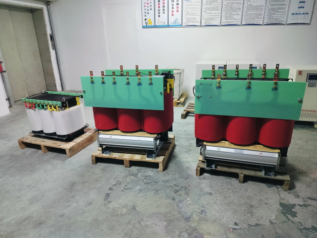 共和KS11-1000KVA矿用变压器